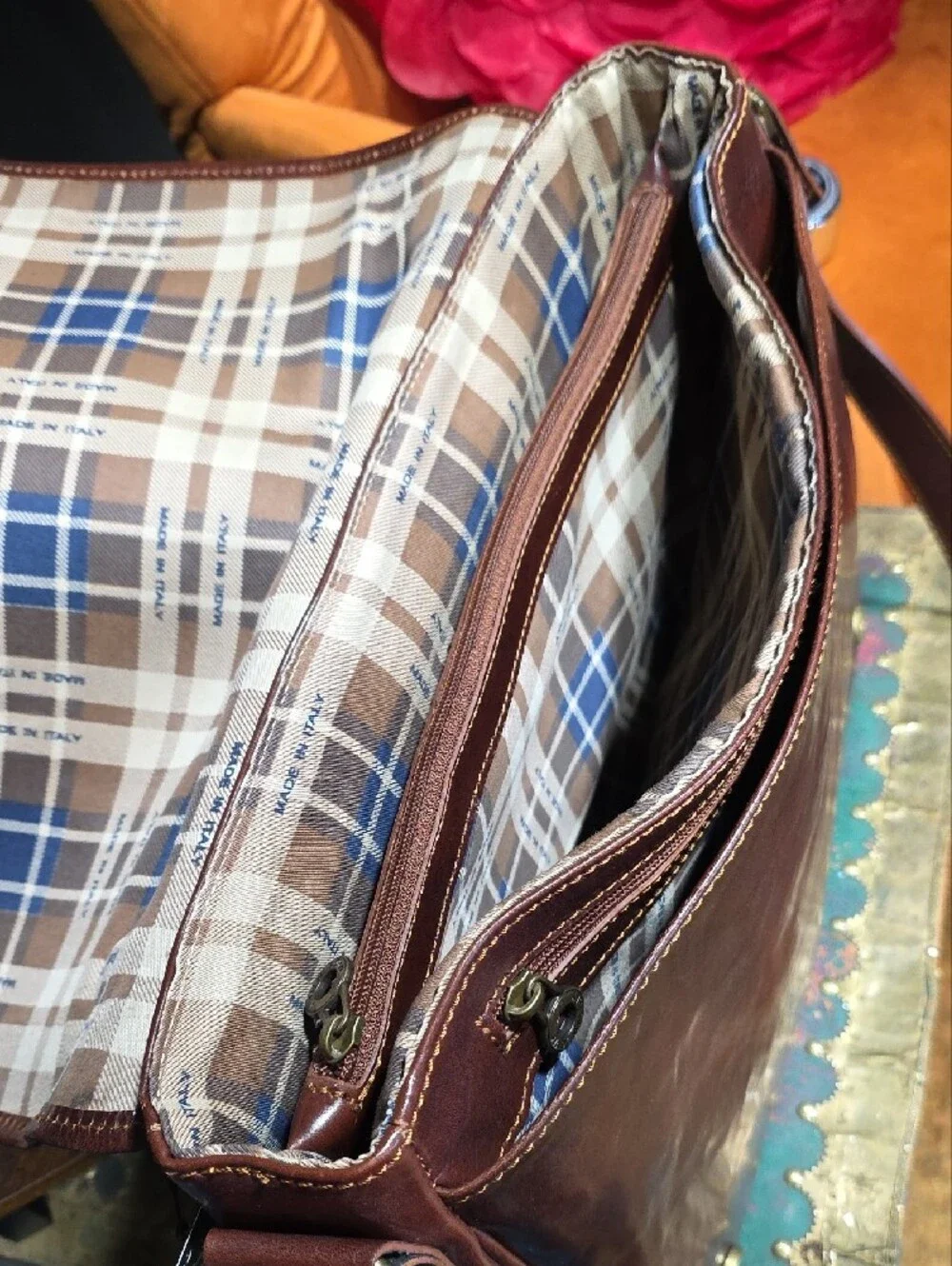 Men's Italian Brown Leather Messenger Bag - Classic Carryall